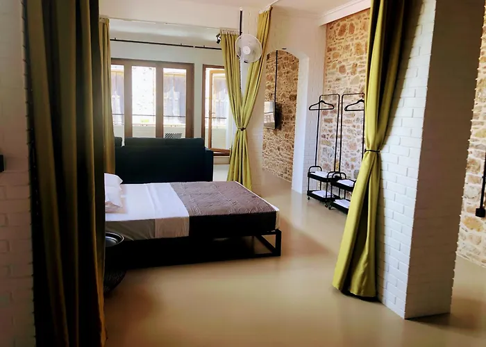 Loft In Aplotaria