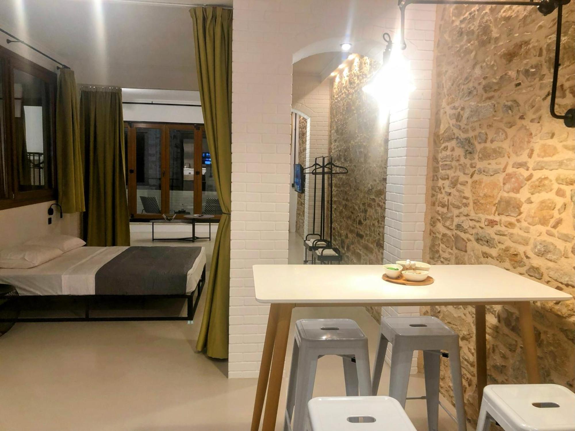 Appartement Loft In Aplotaria *